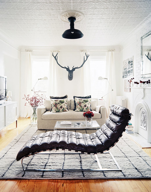 Brooklyn-apt-living-room-white-floral-fur-antlers-floor-lamps-chaise-Michelle-Adams-Lonny-Nov12