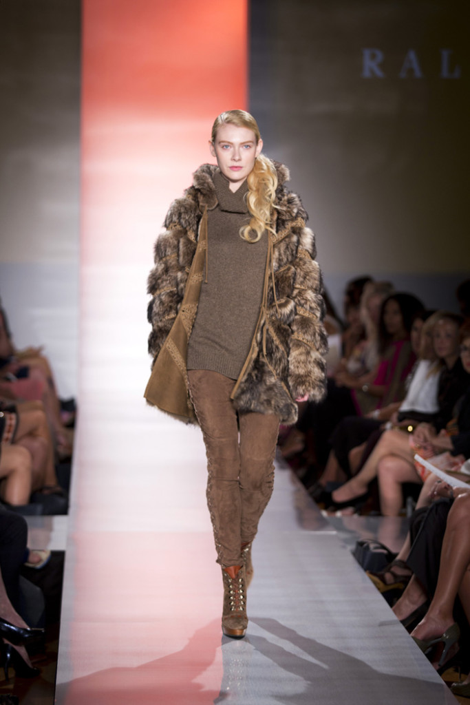 Harvesters OC Fashion Show Fundraiser 2015 Erika Brechtel