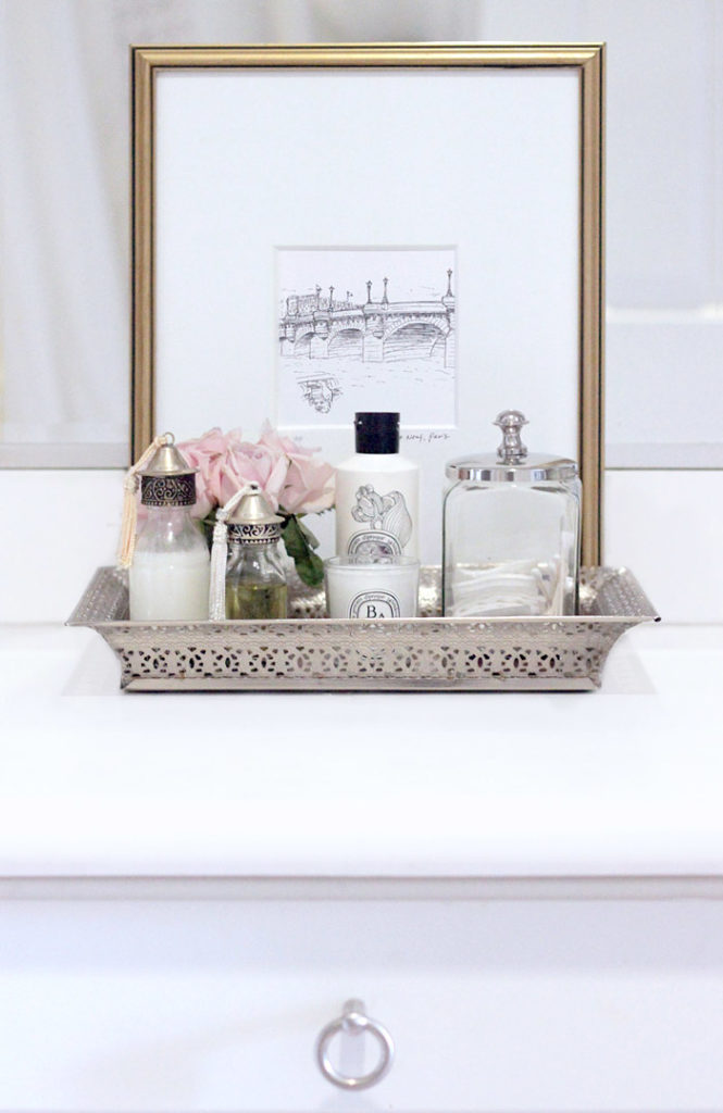HOW TO STYLE A Bathroom Tray Erika Brechtel