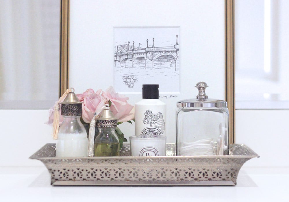 HOW TO STYLE A Bathroom Tray - Erika Brechtel