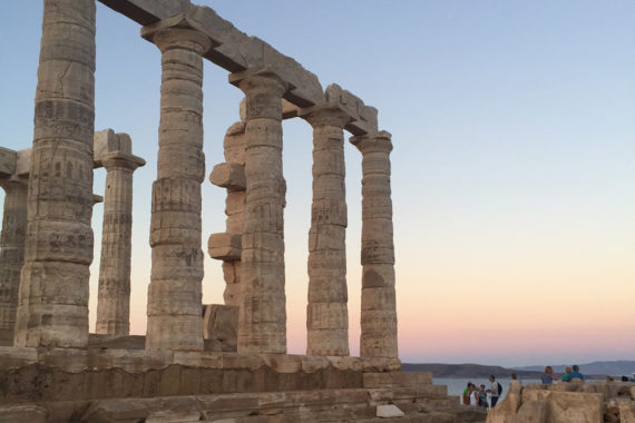 athens greece travel guide erika brechtel cape sounios temple of poseidon sunset colors