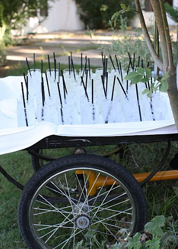 Bridal Bliss in Yellow: drinks cart