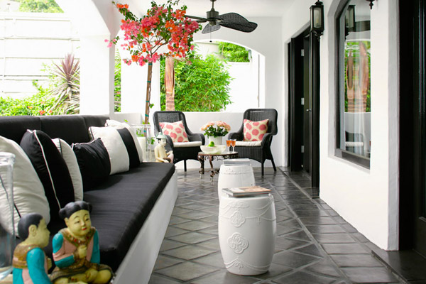 Kishani Perera outdoor patio, black white coral