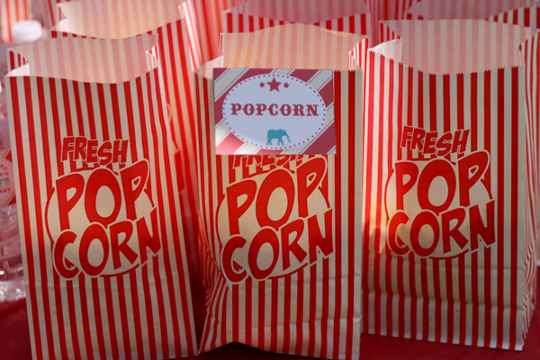 vintage circus birthday party: red white popcorn bags